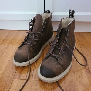 Dr Martens LESBOOTFL Women's Size US8 Boots Brown Leather Faux Fur Lining